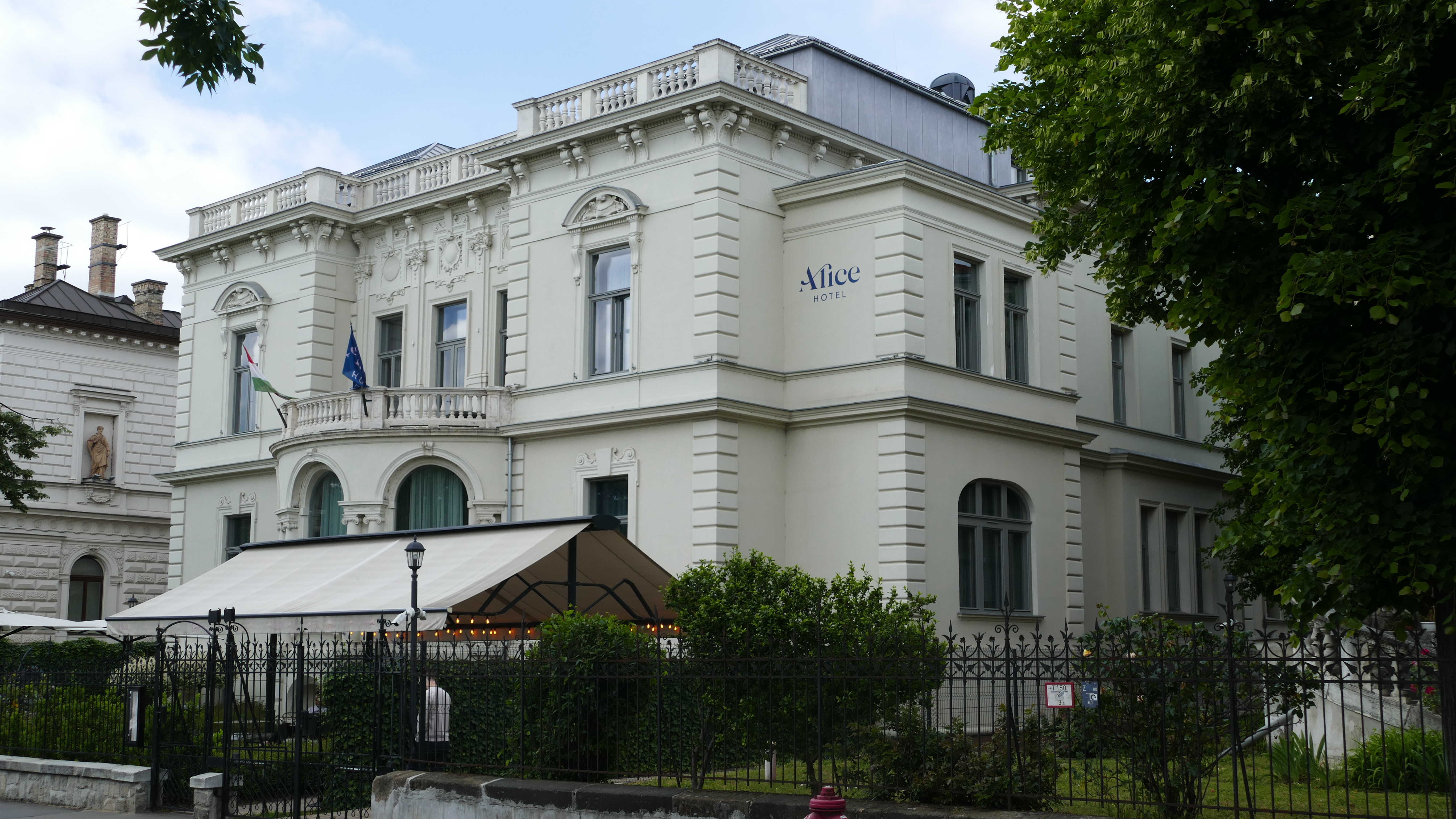 Budapest Alice Hotel